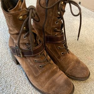 Paul Green Suede boots